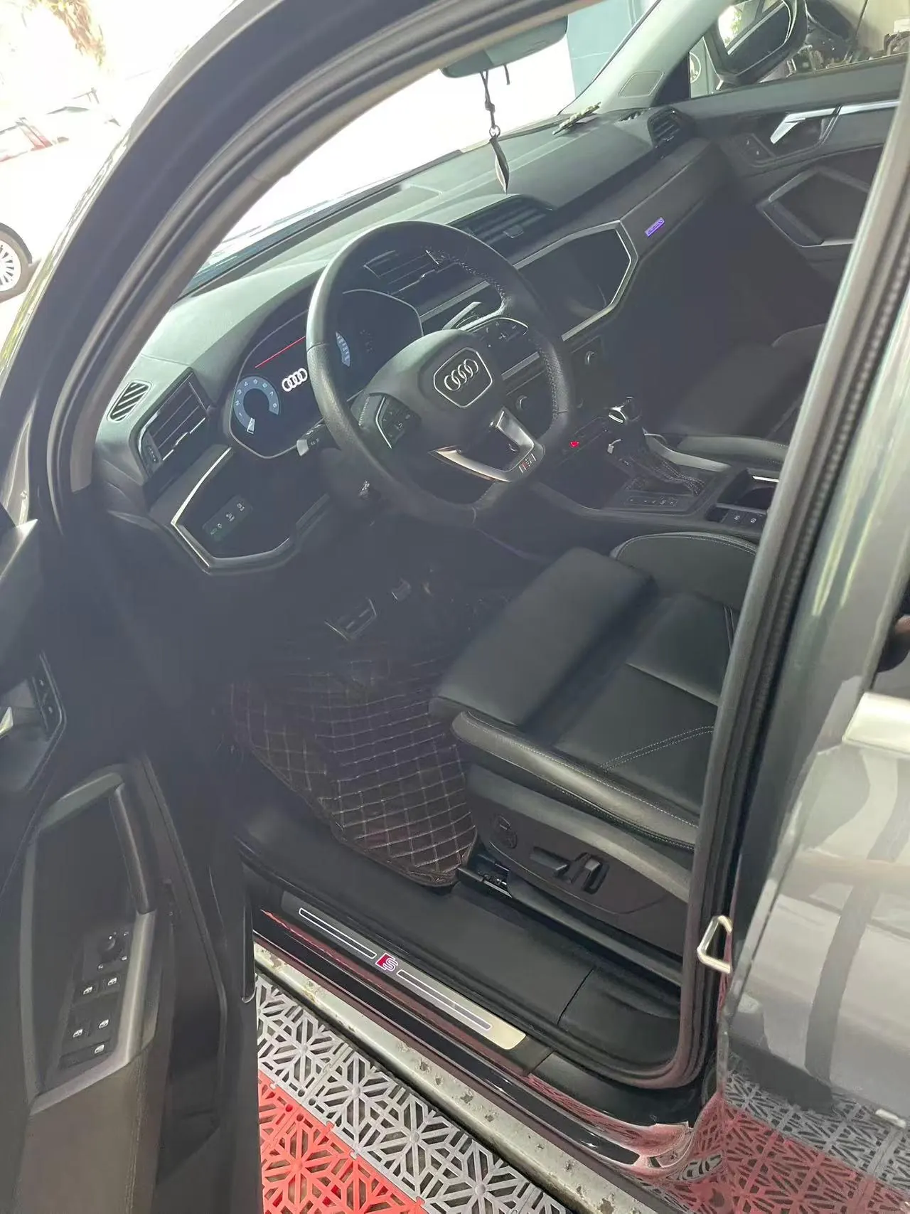 Audi 2020 Q3 Sportback 2.0TFSI 45TFSI Quattro Fashion Automatic 2