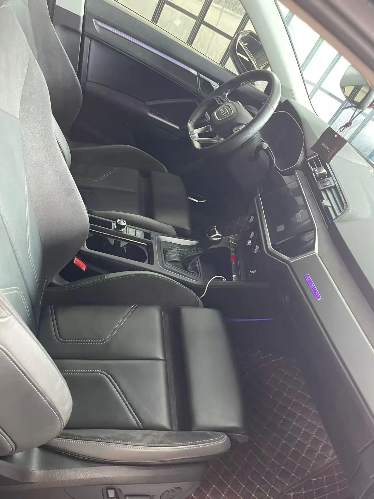 Audi 2020 Q3 Sportback 2.0TFSI 45TFSI Quattro Fashion Automatic 3