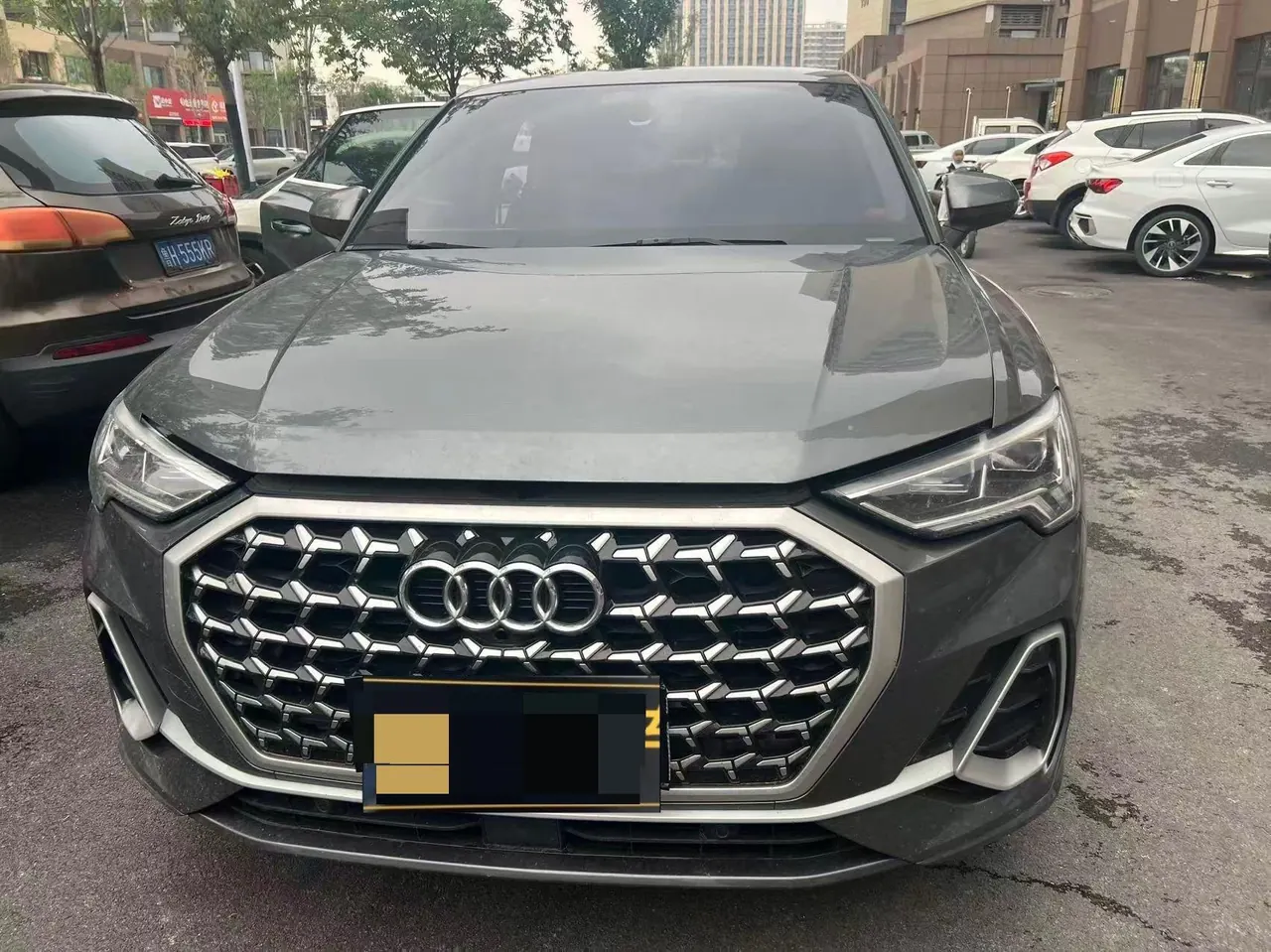 Audi 2020 Q3 Sportback 2.0TFSI 45TFSI Quattro Fashion Automatic 5