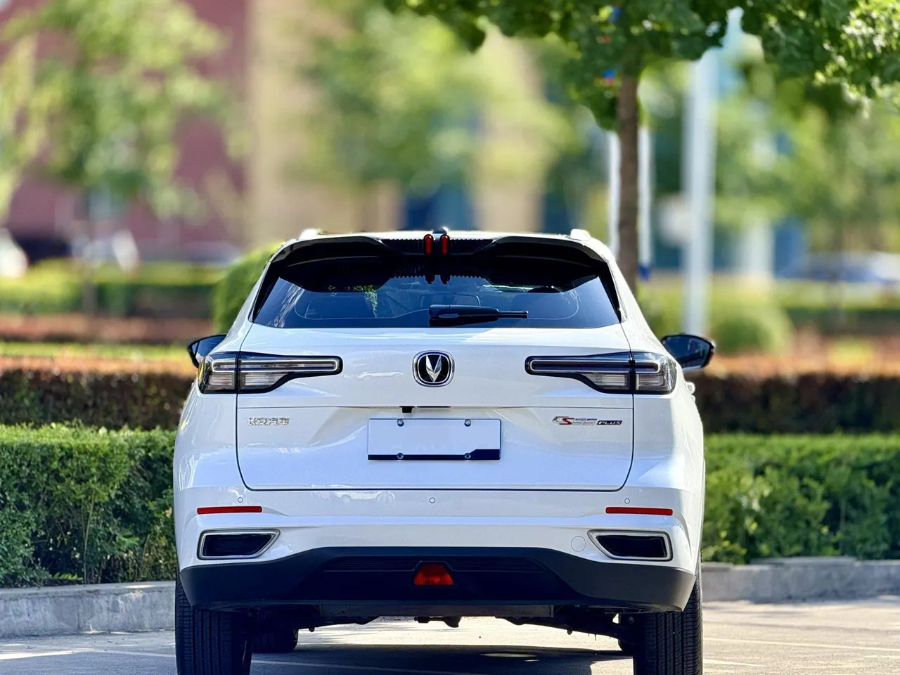 ChangAn 2023 CS55 PLUS 1.5T Light Year Edition Automatic Gear 5