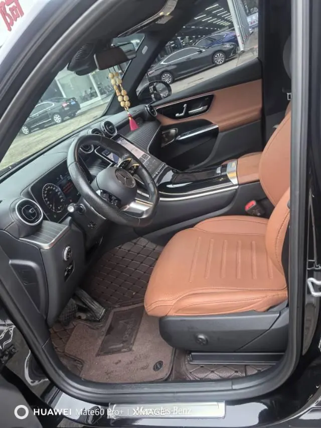 Mercedes Benz 2023 GLC 300 L 4MATIC 48V 2.0T dynamic 5-seat automatic gear 7