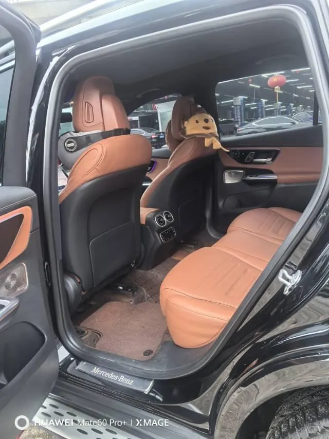 Mercedes Benz 2023 GLC 300 L 4MATIC 48V 2.0T dynamic 5-seat automatic gear 8