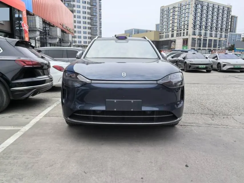 AITO 2024 AITO M9 extended range Ultra 42kWh automatic gear 2