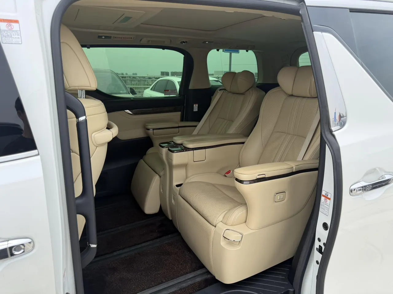 Toyota Erffa (Imported) 2020 Erffa 2.5 Stepless Premium Edition Automatic Gear 3