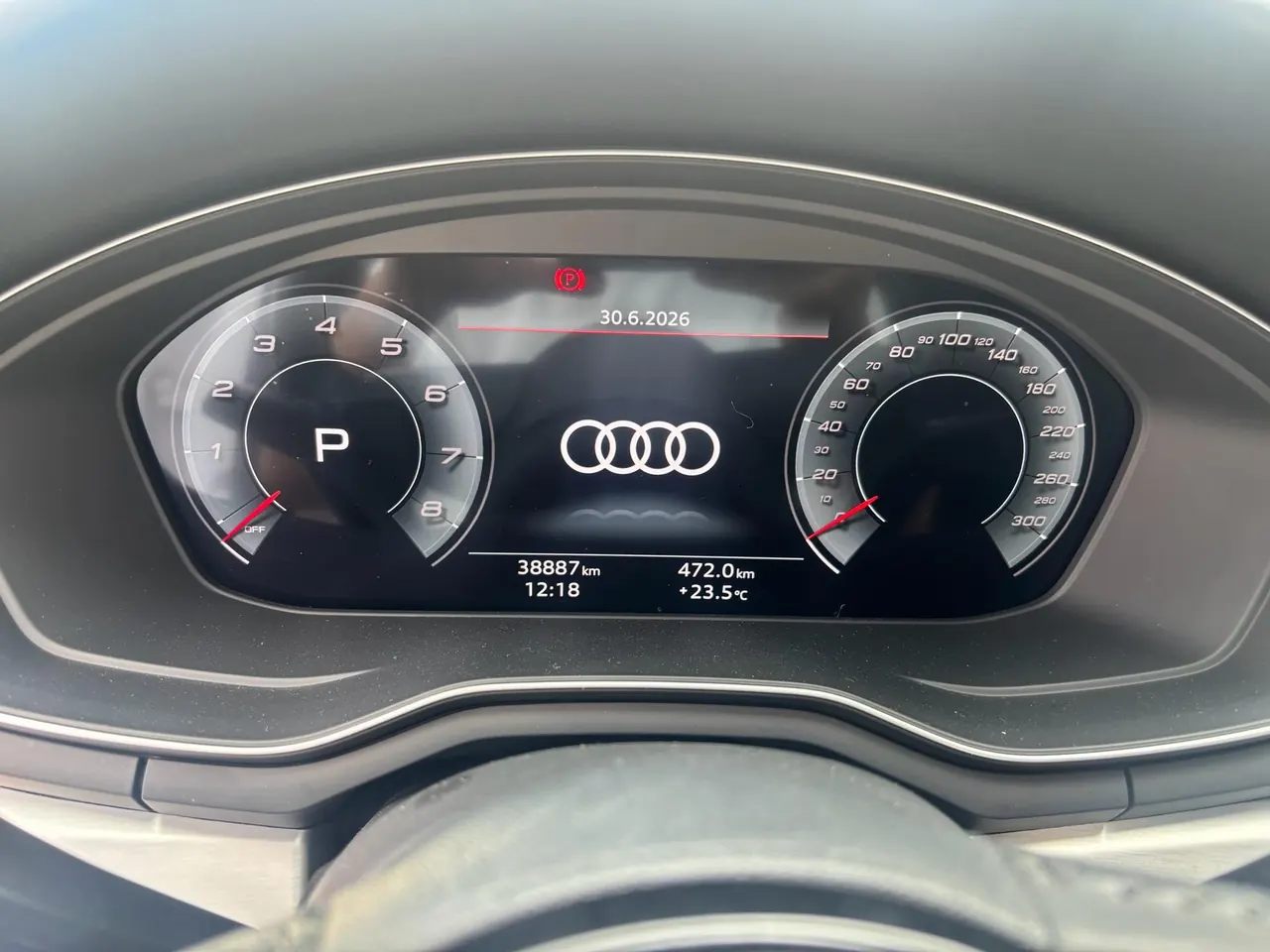 Audi 2020 A4L 2.0TFSI 40TFSI Fashion Dynamic Automatic 5