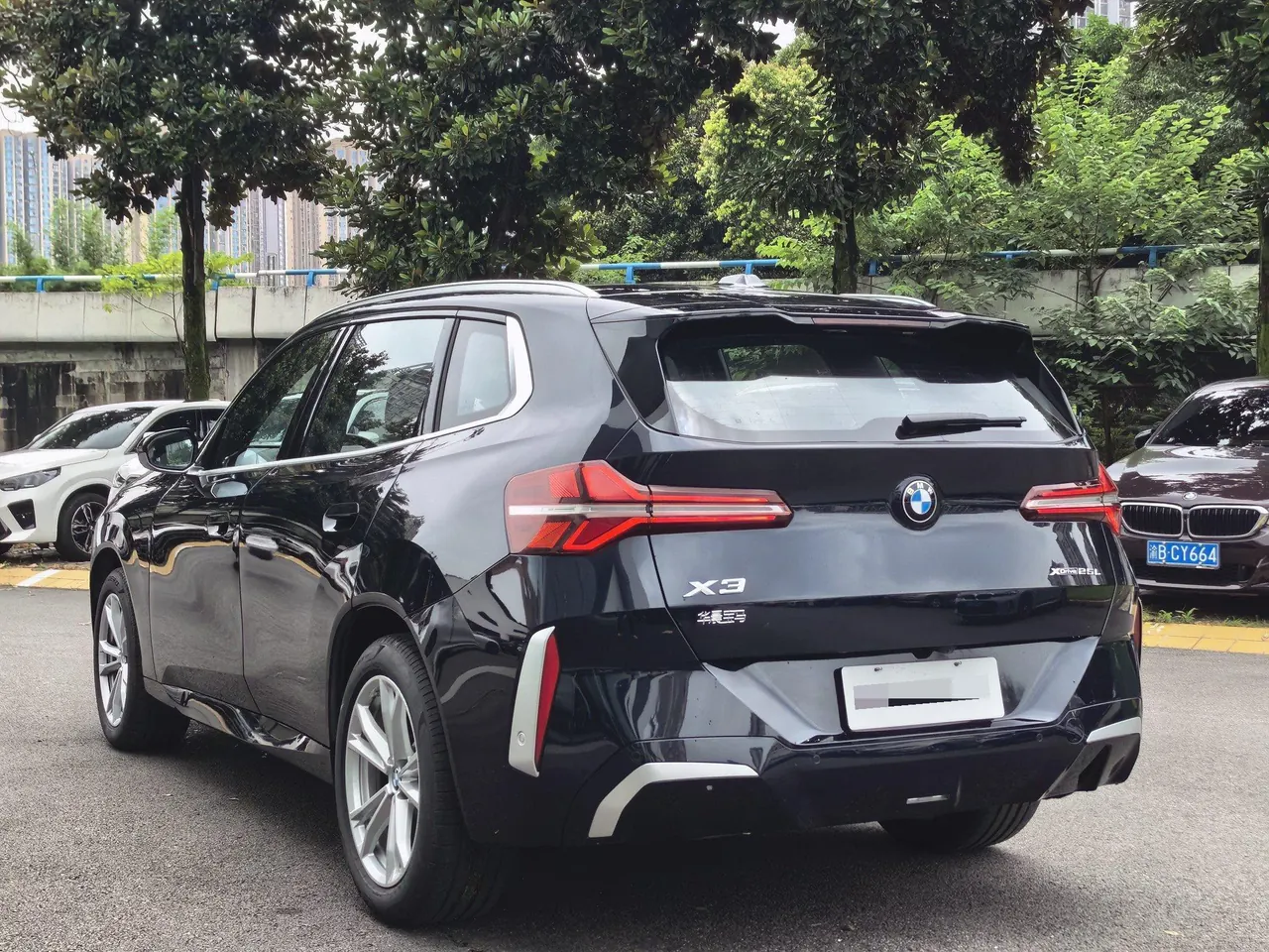 BMW 2025 X3 xDrive25L 2.0T luxury set automatic gear 3