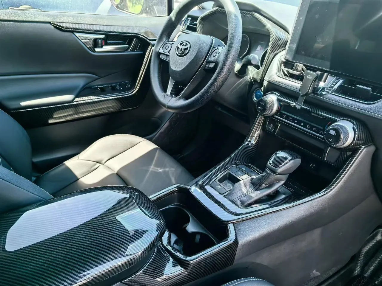 Toyota 2020 Weilanda Dual Engine 2.5 Stepless Two-Drive Deluxe Automatic Gear 3