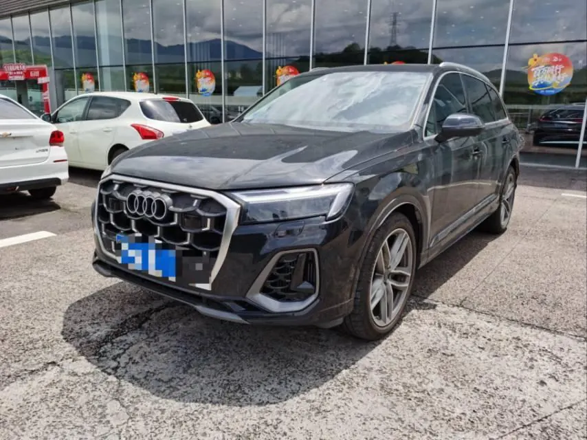 Audi Q7 (Imported) 2025 Model Q7 48V 3.0TFSI 55TFSI Quattro S line Sport Version Automatic Transmission - View 1