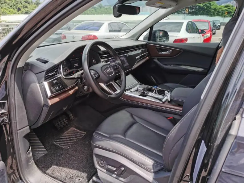 Audi Q7 (Imported) 2025 Model Q7 48V 3.0TFSI 55TFSI Quattro S line Sport Version Automatic Transmission 5