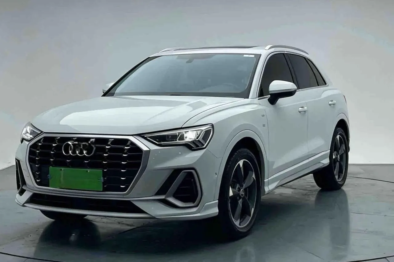 Audi 2022 Q3 1.4TFSI 35TFSI Fashion Dynamic Automatic - View 1