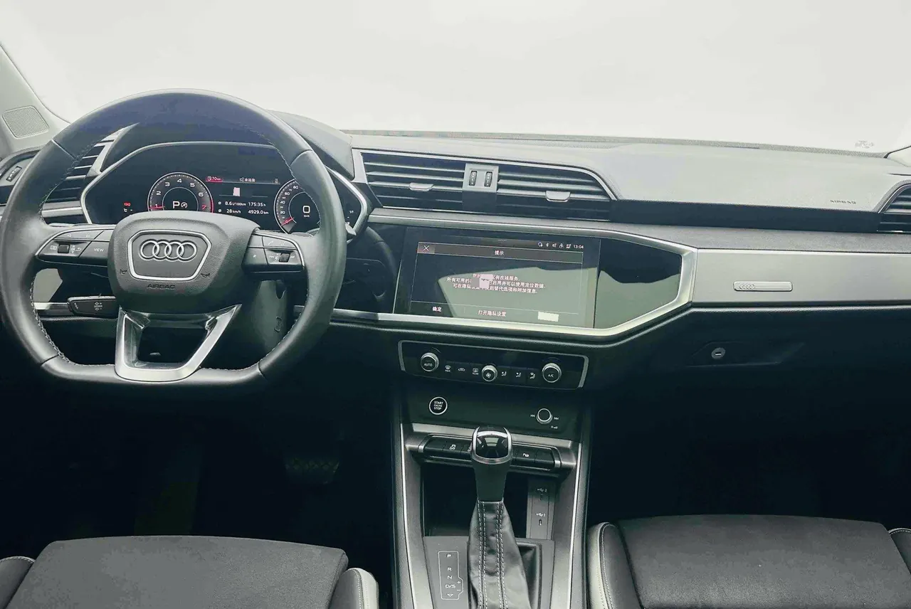 Audi 2022 Q3 1.4TFSI 35TFSI Fashion Dynamic Automatic 8