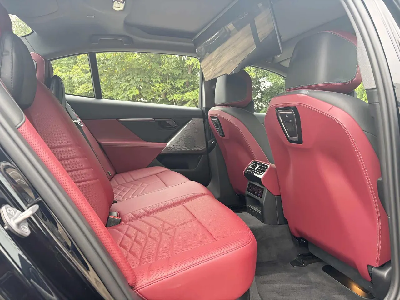 BMW 2025 i5 eDrive 40L M sports suit automatic gear 7