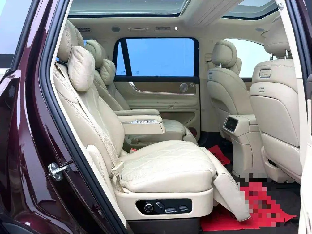 AITO 2025 AITO M9 extended range Ultra version 52kWh6 seat version automatic gear 10