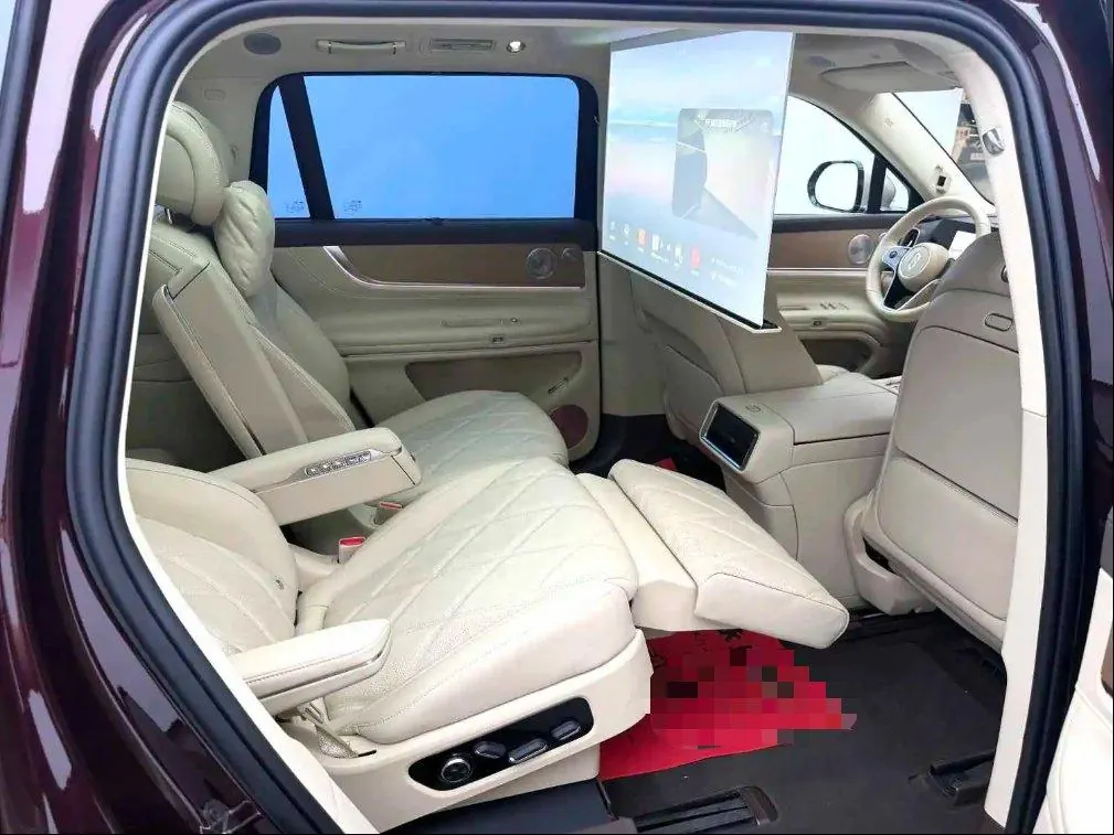 AITO 2025 AITO M9 extended range Ultra version 52kWh6 seat version automatic gear 17