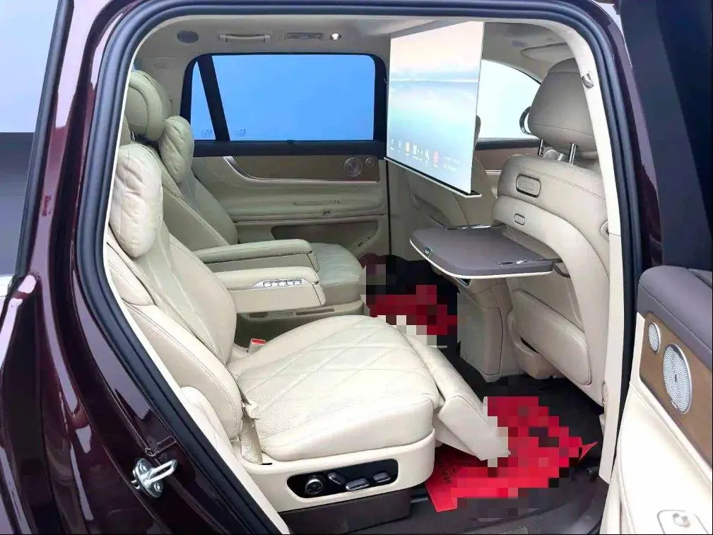 AITO 2025 AITO M9 extended range Ultra version 52kWh6 seat version automatic gear 19
