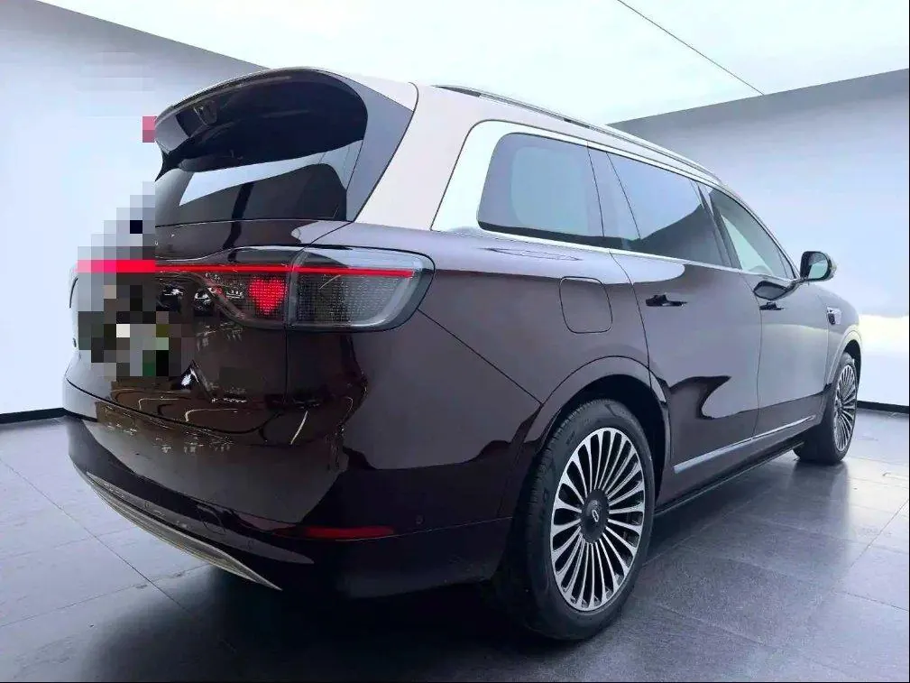AITO 2025 AITO M9 extended range Ultra version 52kWh6 seat version automatic gear 4