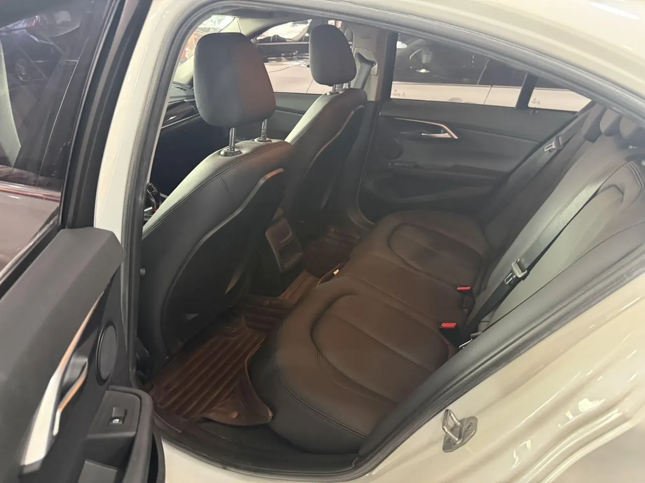 BMW 1 Series 2020 120i 1.5T Fashion Automatic 5