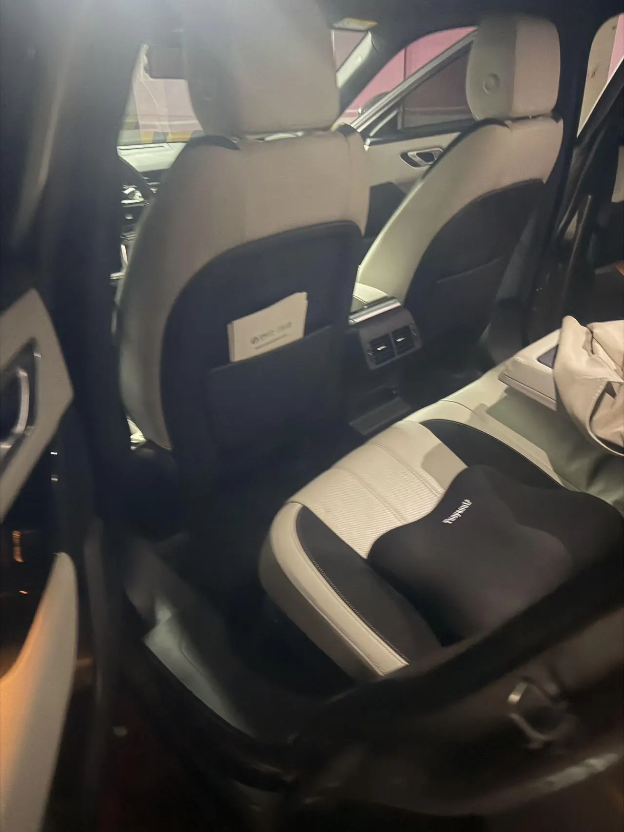 Land Rover Range Rover Star Vein (Imported) 2021 Range Rover Star Vein 2.0T P250 Black Collector's Edition Automatic Gear 7