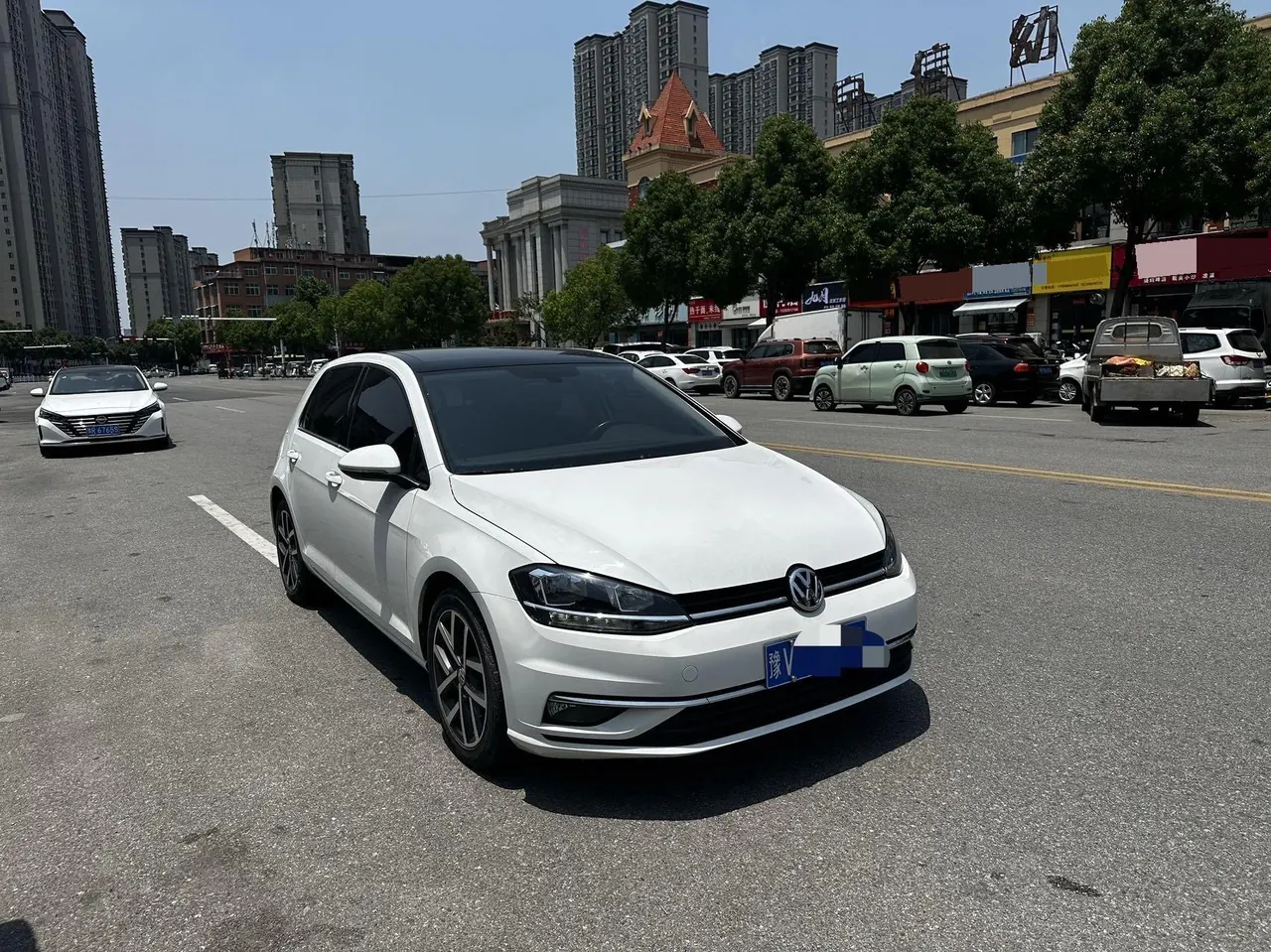 Volkswagen 2020 Golf 7 1.4TSI 280TSI Beloved Edition Deluxe Automatic 2
