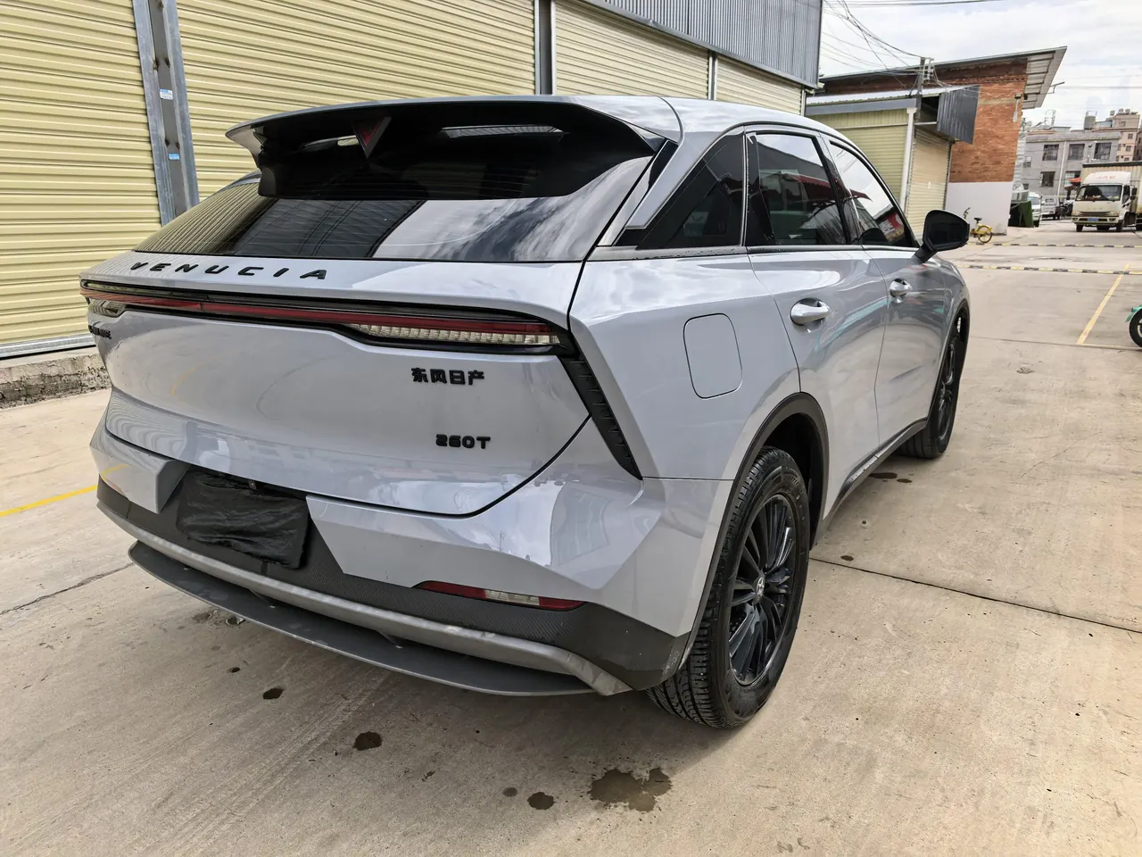 Venucia 2023 big V 1.5T 260T dark horse Pro automatic gear 9