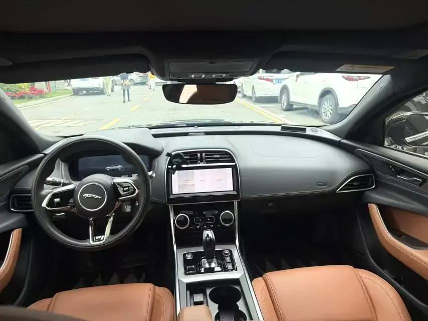 Jaguar 2021 XEL 2.0T 250PS R-DYNAMIC S Enterprising Sports Edition Automatic Gear 5