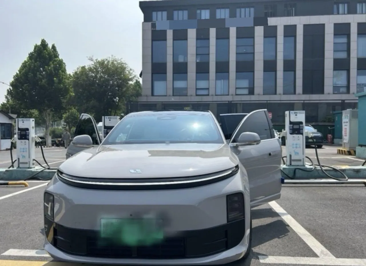 Li 2025 L6 Pro Intelligent Rejuvenation Automatic Gear 6