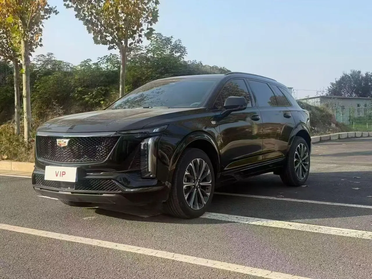 Cadillac 2025 XT5 48V 2.0T Luxury Automatic Gear - View 1