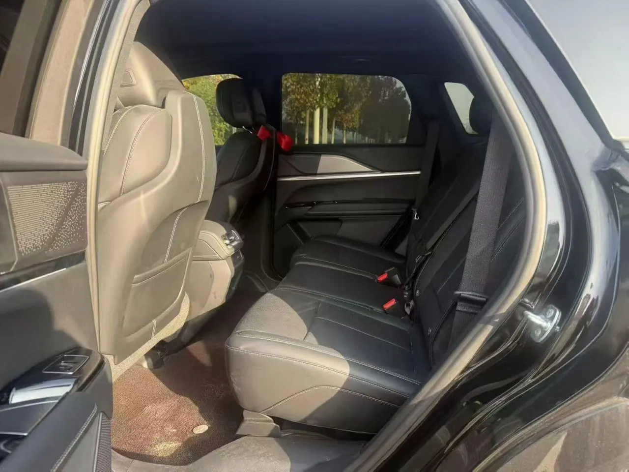 Cadillac 2025 XT5 48V 2.0T Luxury Automatic Gear 4