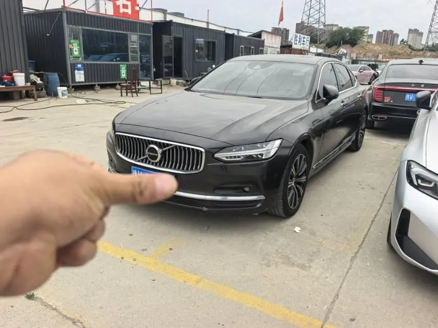 Volvo 2021 S90 48V 2.0T B5 Zhiyuan Deluxe Edition Automatic Gear - View 1