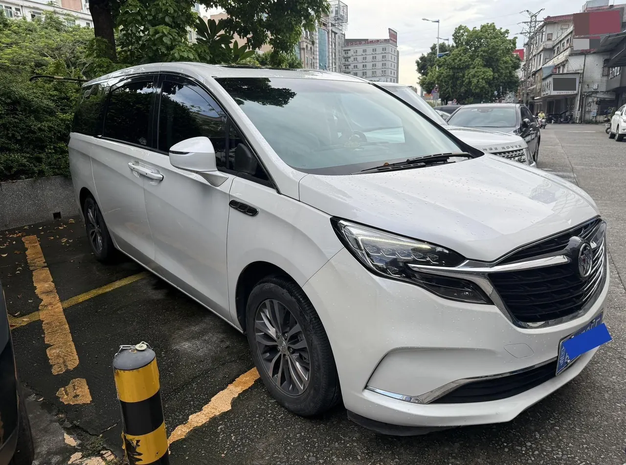Buick 2021 GL8 ES Lu Zun 2.0T 653T Comfortable Automatic Gear 2