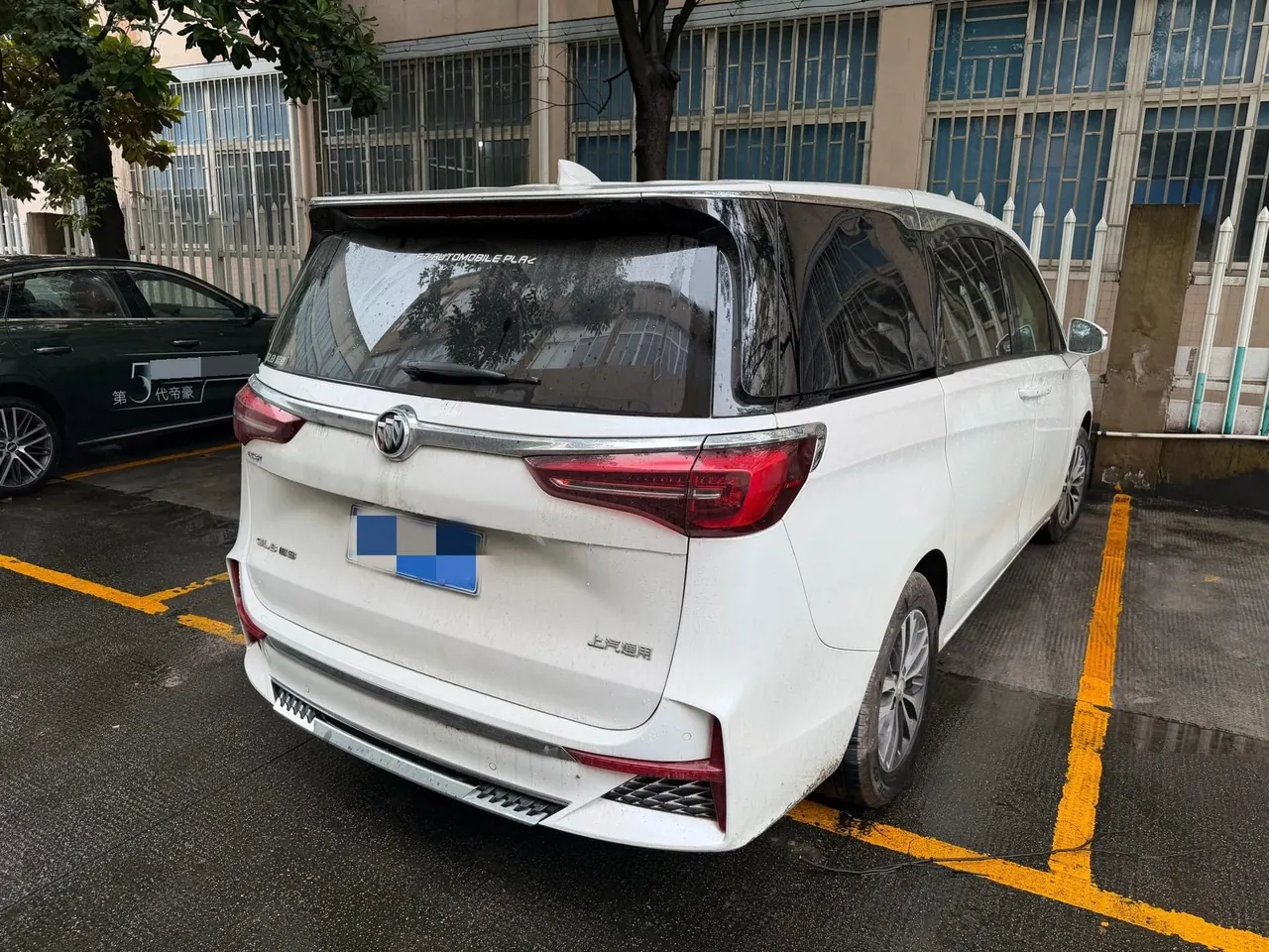 Buick 2021 GL8 ES Lu Zun 2.0T 653T Exclusive Automatic Gear 4