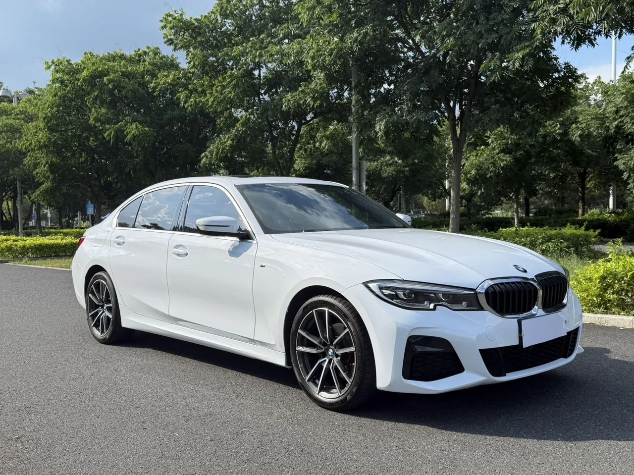BMW 3 Series 2021 325Li 2.0T M Sports Suit Automatic Gear - View 1