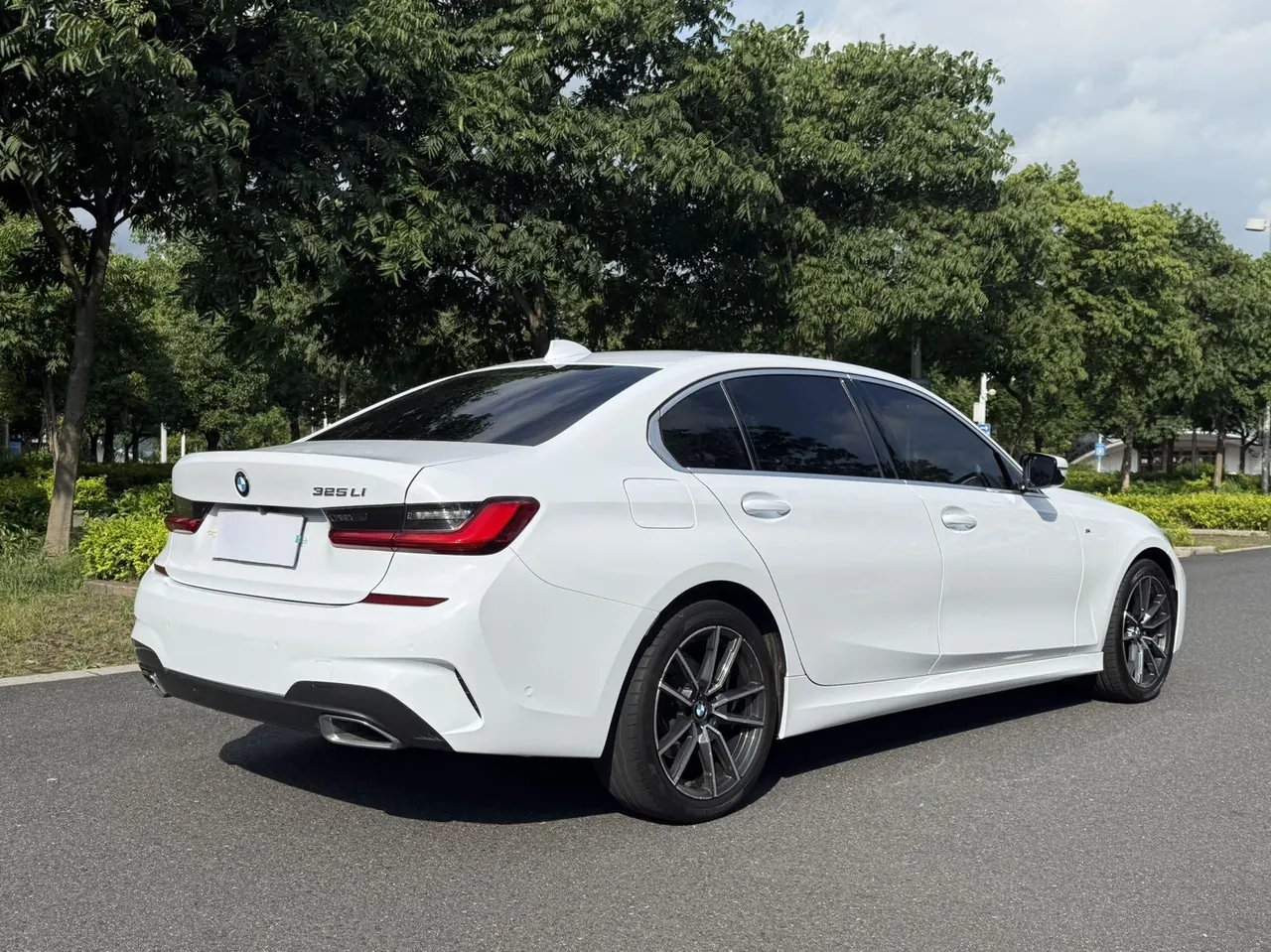 BMW 3 Series 2021 325Li 2.0T M Sports Suit Automatic Gear 4