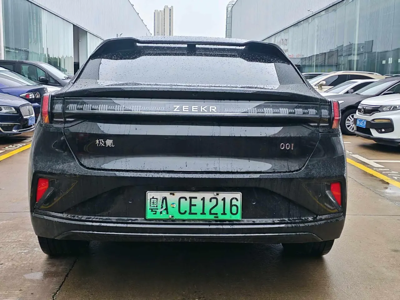Zeekr 2024 Zeekr 001 YOU version 100kWh four-wheel drive automatic gear 5