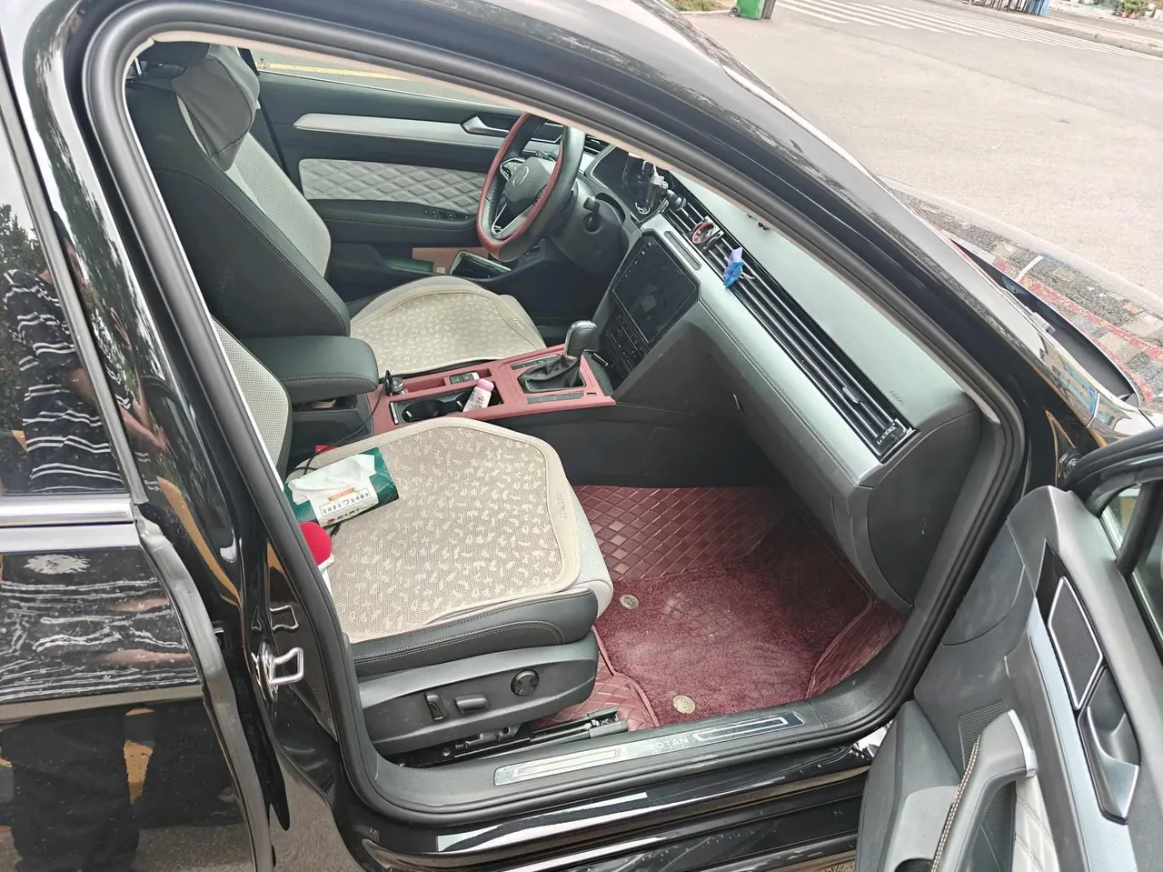 Volkswagen 2024 Magotan 2.0TSI 330TSI 2 million luxury automatic gear 9