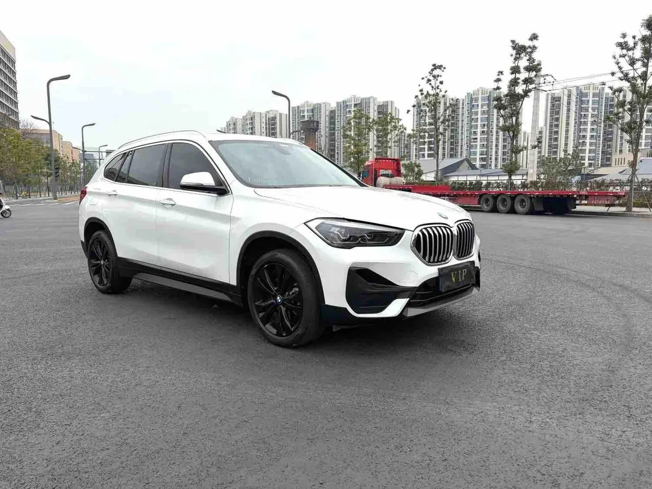 BMW 2020 X1 sDrive20Li 1.5T fashion automatic gear 3