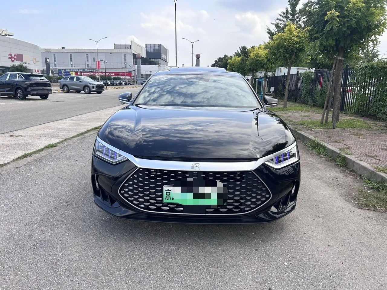 BYD 2024 Han DM-i 1.5T stepless glory version 121KM noble automatic gear 2