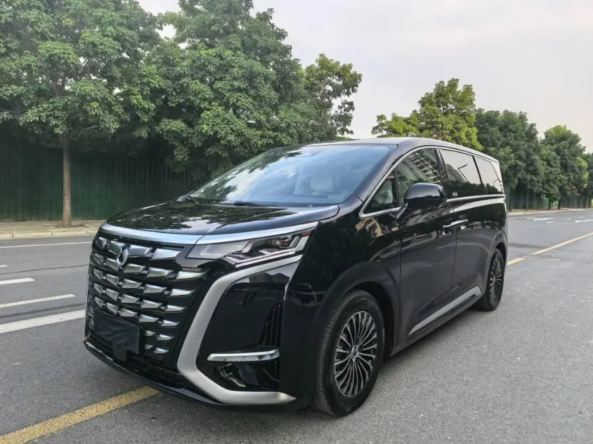 Open image lightbox: Denza 2024 Denza D9 DM-i 1.5T stepless 980 four-wheel drive distinguished automatic gear