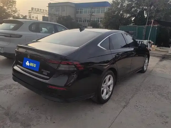 Accord 2024 260TURBO Deluxe Edition 3