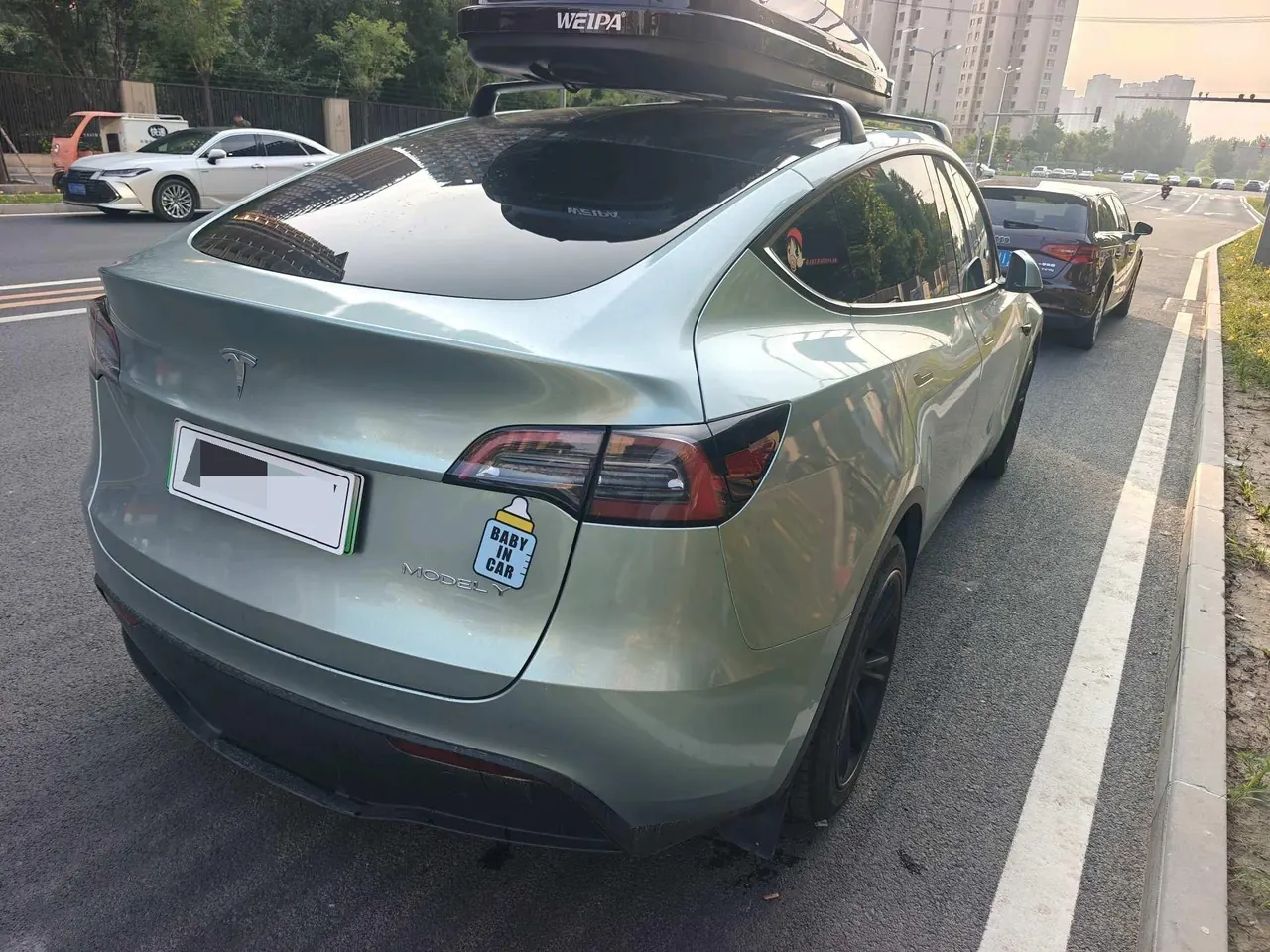 Tesla 2022 Model Y long endurance all-wheel drive version (modified) automatic gear 2