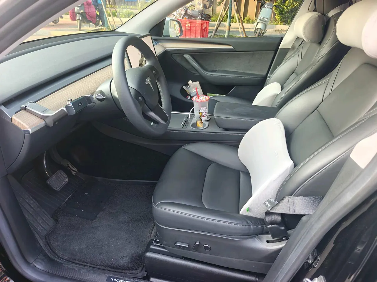Tesla 2022 Model Y long endurance all-wheel drive version (modified) automatic gear 3