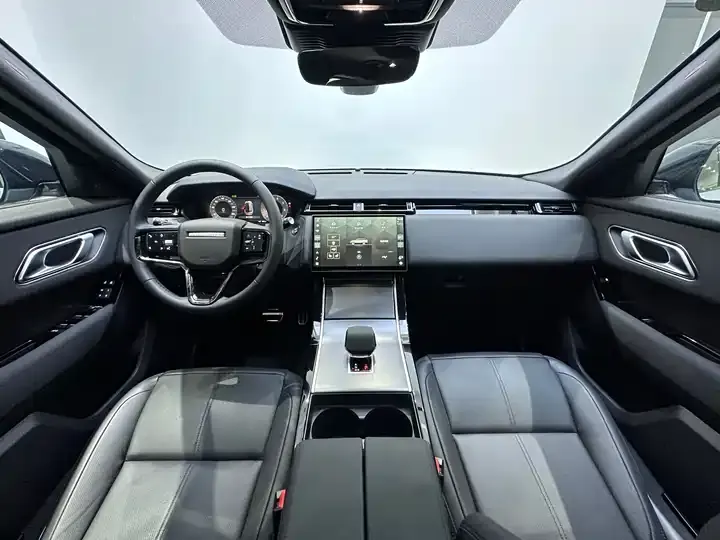 Range Rover Star Vein 2024 Dynamic SE 12