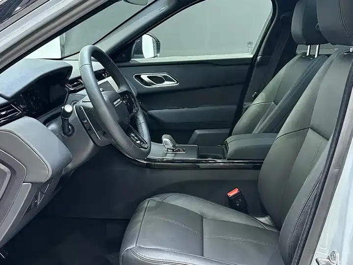 Range Rover Star Vein 2024 Dynamic SE 8