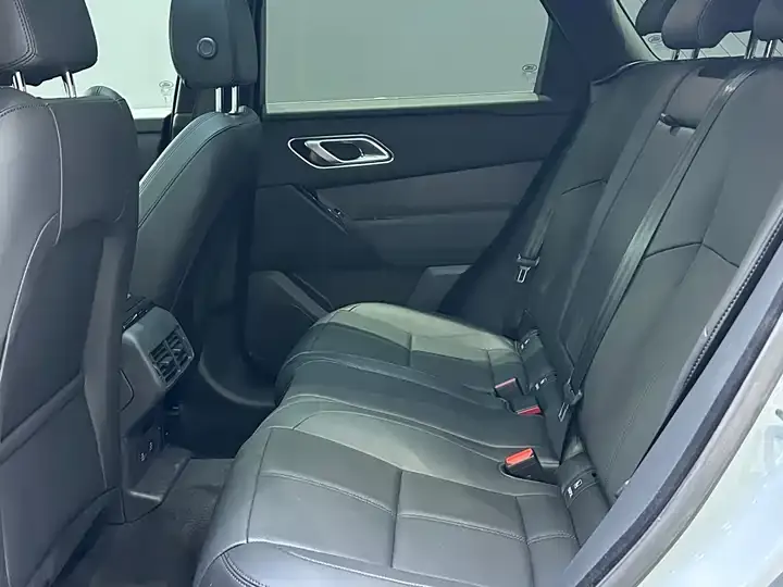 Range Rover Star Vein 2024 Dynamic SE 9