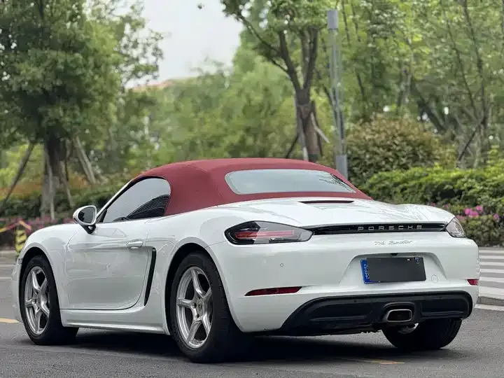 Porsche 718 2020 Boxster 2.0T 10