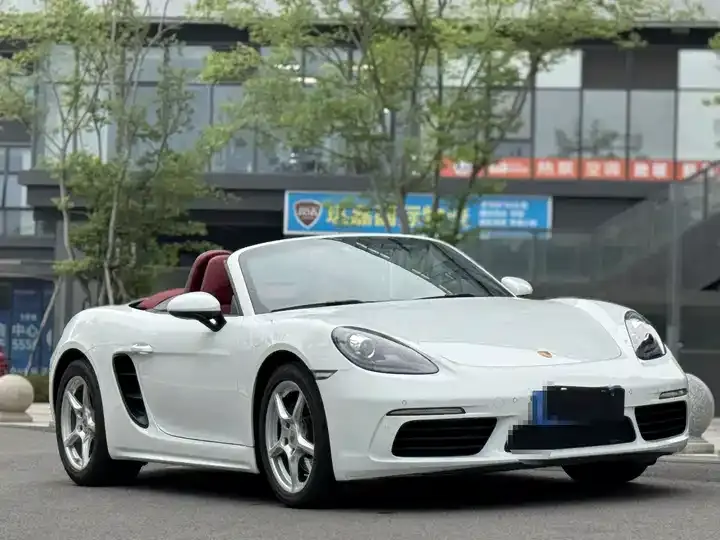 Porsche 718 2020 Boxster 2.0T 3