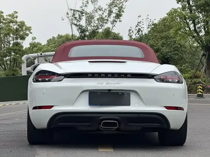 Porsche 718 2020 Boxster 2.0T 9