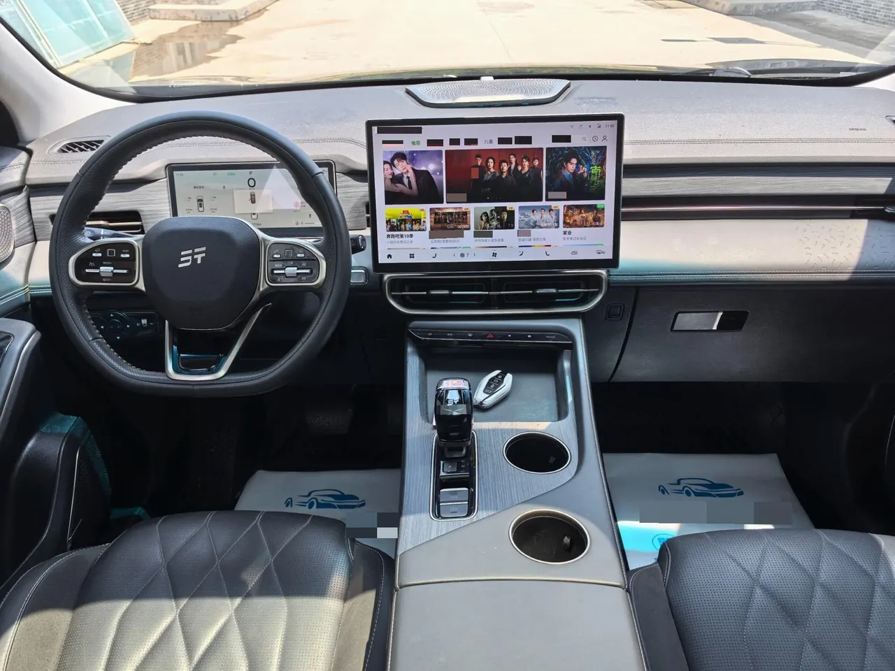 Jetour 2024 X90 PRO 1.6T Deluxe Edition 5-seat Automatic Gear 5