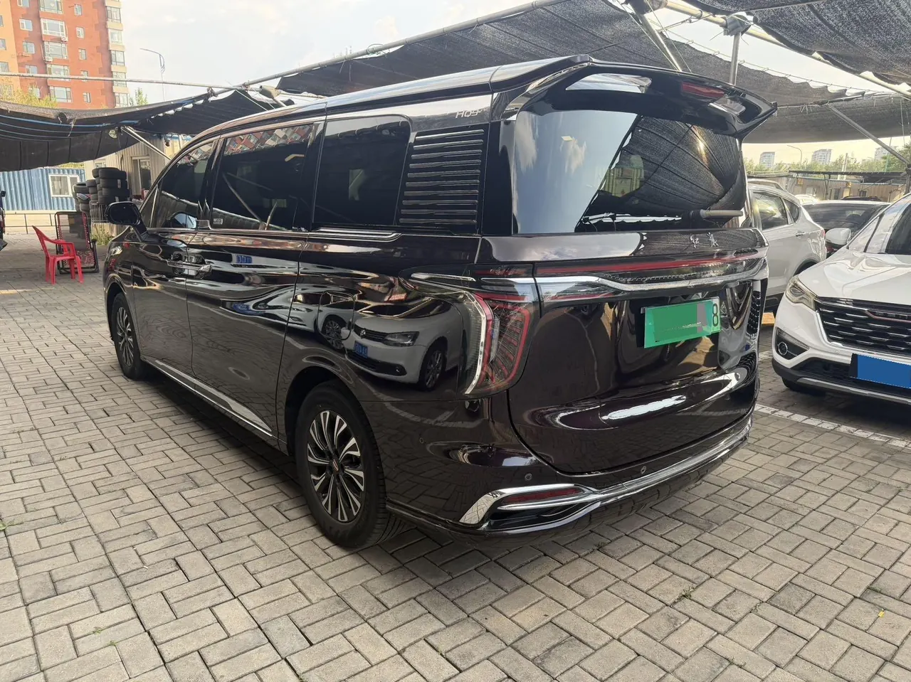 HongQi 2024 HQ9 PHEV 2.0T 4-wheel drive deluxe automatic gear 4