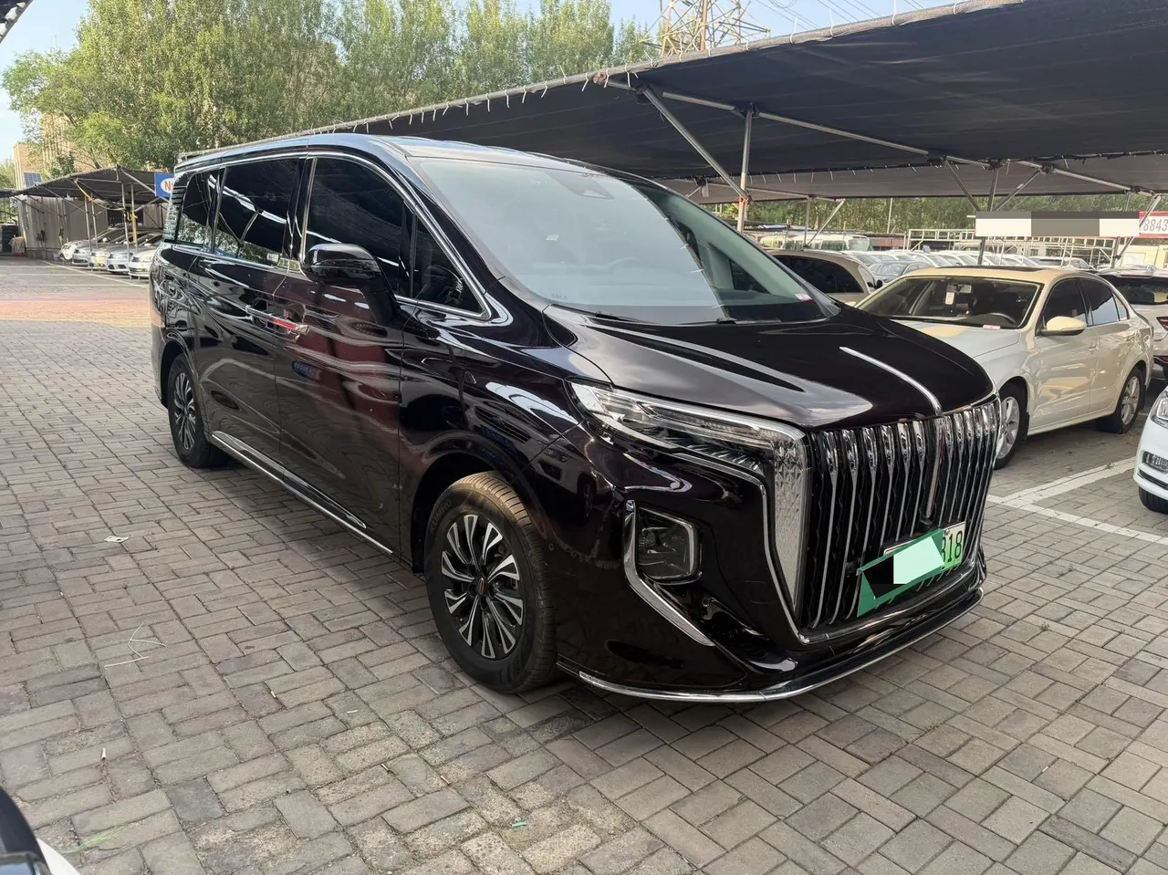 HongQi 2024 HQ9 PHEV 2.0T 4-wheel drive deluxe automatic gear 8